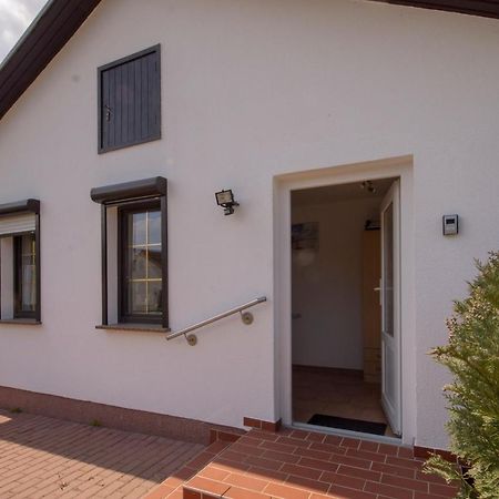 Ferienwohnungen Beim Fischer Und Sin Fru Klein Zicker Exterior foto